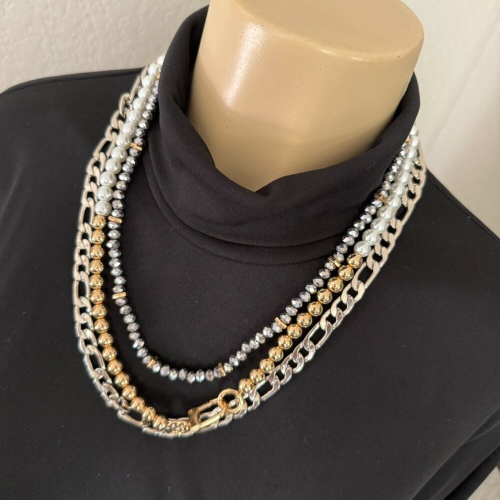 #5 garden party costume jewelry / 21" gold, silver & pearls metal necklace